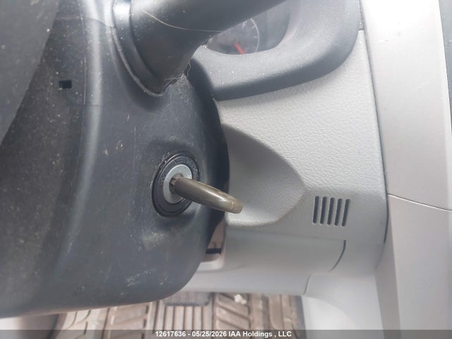 12617636 :رقم المزاد ، 2T1BU4EE0DC096703 vin ، 2013 Toyota Corolla S/le مزاد بيع