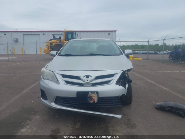 12617636 :رقم المزاد ، 2T1BU4EE0DC096703 vin ، 2013 Toyota Corolla S/le مزاد بيع