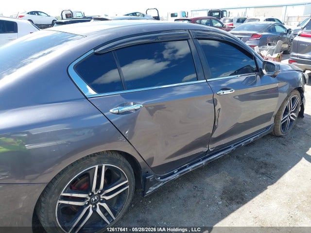 2017 Honda Accord მანქანა იყიდება აუქციონზე, vin: 1HGCR2F56HA810368, აუქციონის ნომერი: 12617641