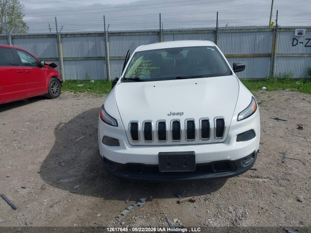 1C4PJLAB0FW585262 Jeep Cherokee Sport