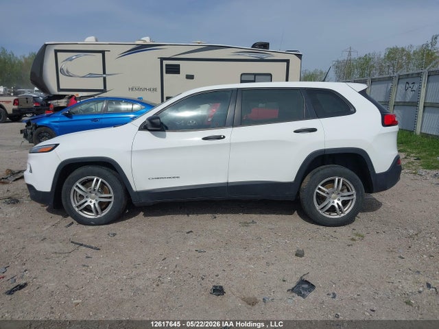 1C4PJLAB0FW585262 Jeep Cherokee Sport