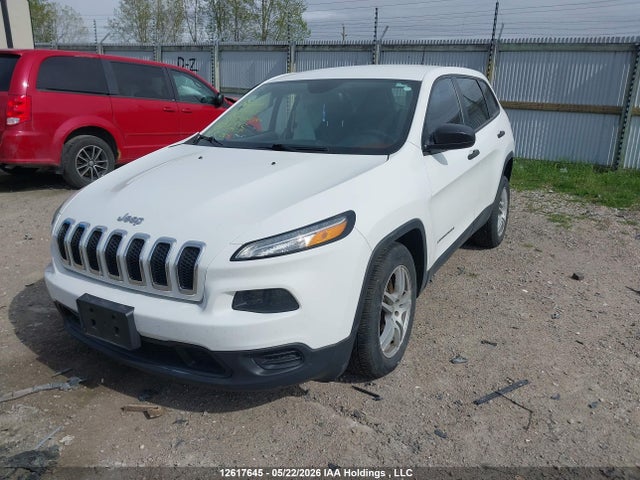 1C4PJLAB0FW585262 Jeep Cherokee Sport