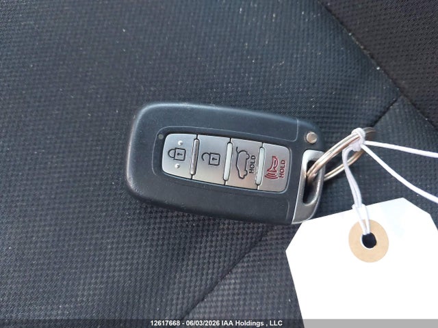 Продажа на аукционе авто 2017 Hyundai Veloster Se, vin: KMHTC6AD9HU304615, номер лота: 12617668