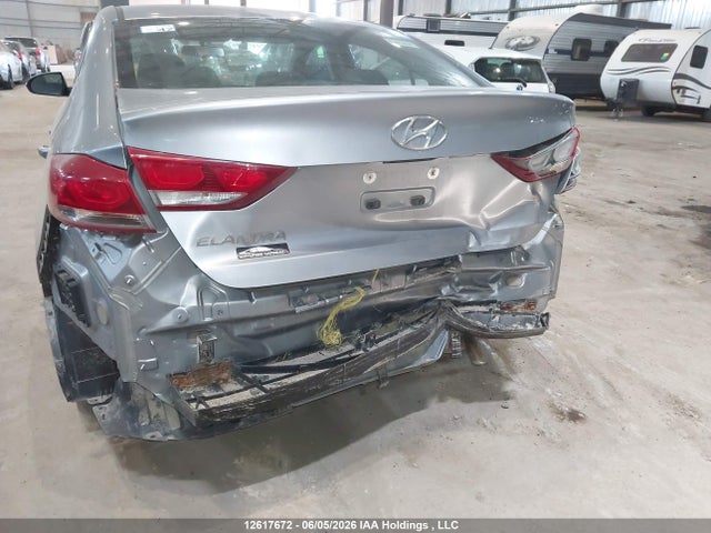Продажа на аукционе авто 2017 Hyundai Elantra, vin: 5NPD74LF4HH106857, номер лота: 12617672