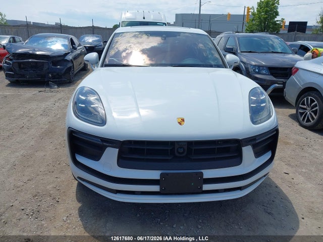 Porsche Macan T 2026 WP1AA2A52TLB00934 Image 12
