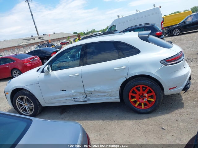 Porsche Macan T 2026 WP1AA2A52TLB00934 Image 14