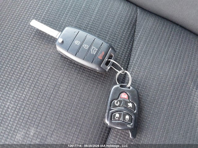 2014 Kia Sorento Lx/se მანქანა იყიდება აუქციონზე, vin: 5XYKT3A66EG502310, აუქციონის ნომერი: 12617714