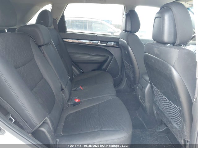 2014 Kia Sorento Lx/se მანქანა იყიდება აუქციონზე, vin: 5XYKT3A66EG502310, აუქციონის ნომერი: 12617714