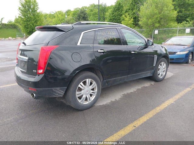 12617733 :رقم المزاد ، 3GYFNEE36FS604563 vin ، 2015 Cadillac Srx Luxury Collection مزاد بيع