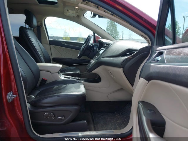 5LMCJ3D92HUL35097 Lincoln Mkc Reserve