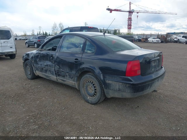 Продажа на аукционе авто 1999 Volkswagen Passat Gls, vin: WVWAA63B9XE114805, номер лота: 12614091