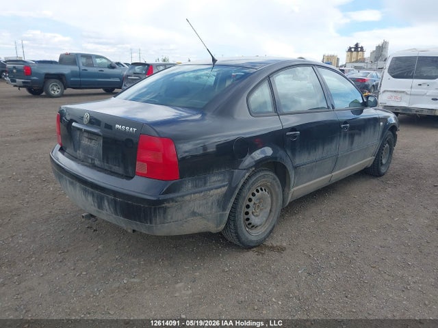 Продажа на аукционе авто 1999 Volkswagen Passat Gls, vin: WVWAA63B9XE114805, номер лота: 12614091
