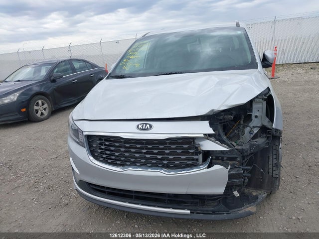 KNDMB5C18L6574506 KIA SEDONA LX