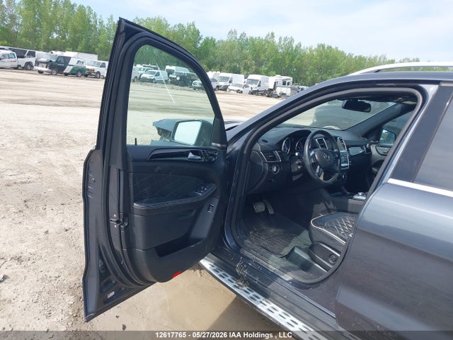 Продаж на аукціоні авто 2015 Mercedes-benz 400 E, vin: 4JGDA5GBXFA470148, номер лоту: 12617765