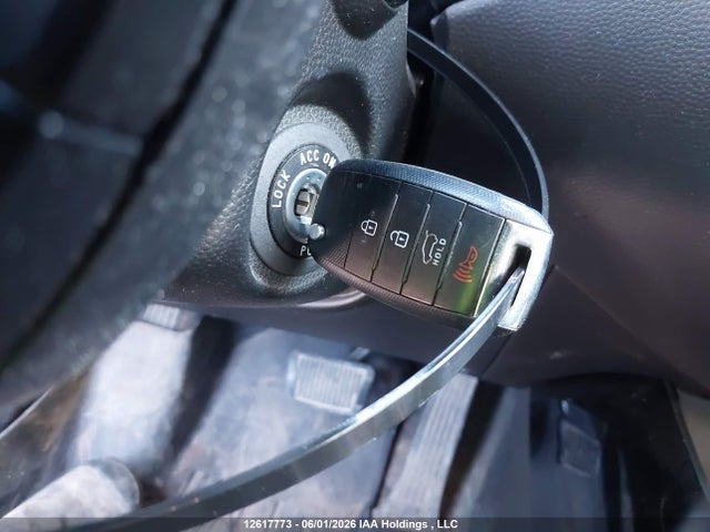 KNDJP3A53J7563113 KIA SOUL +