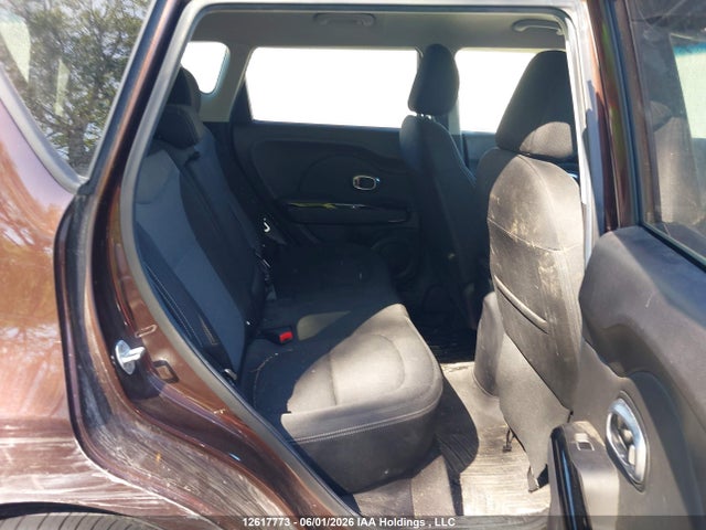 KNDJP3A53J7563113 KIA SOUL +