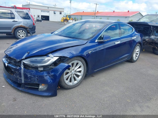 12617779 :رقم المزاد ، 5YJSA1E28JF272689 vin ، 2018 Tesla Model S 100d/75d/p100d مزاد بيع