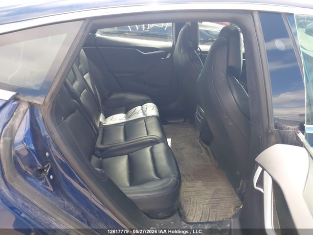 12617779 :رقم المزاد ، 5YJSA1E28JF272689 vin ، 2018 Tesla Model S 100d/75d/p100d مزاد بيع