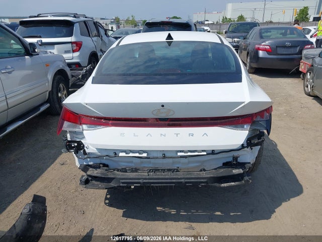 KMHLM4DG1SU011659 Hyundai Elantra