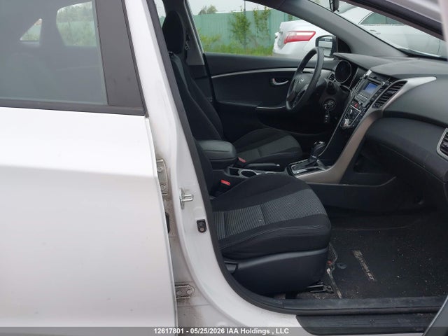 Aukcja sprzedaży 2017 Hyundai Elantra Gt Se, vin: KMHD35LH0HU374664, numer aukcji: 12617801