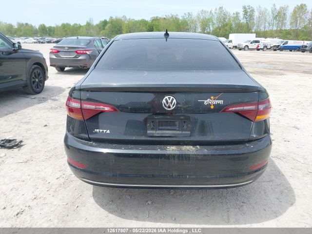 2019 Volkswagen Jetta 1.4 Tsi Highline მანქანა იყიდება აუქციონზე, vin: 3VWE57BU2KM214422, აუქციონის ნომერი: 12617807