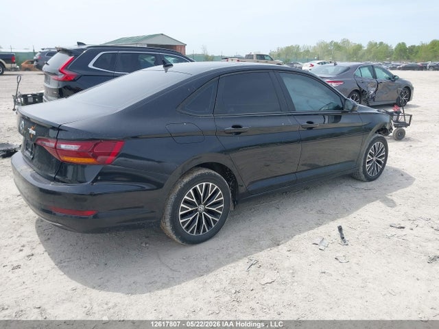2019 Volkswagen Jetta 1.4 Tsi Highline მანქანა იყიდება აუქციონზე, vin: 3VWE57BU2KM214422, აუქციონის ნომერი: 12617807