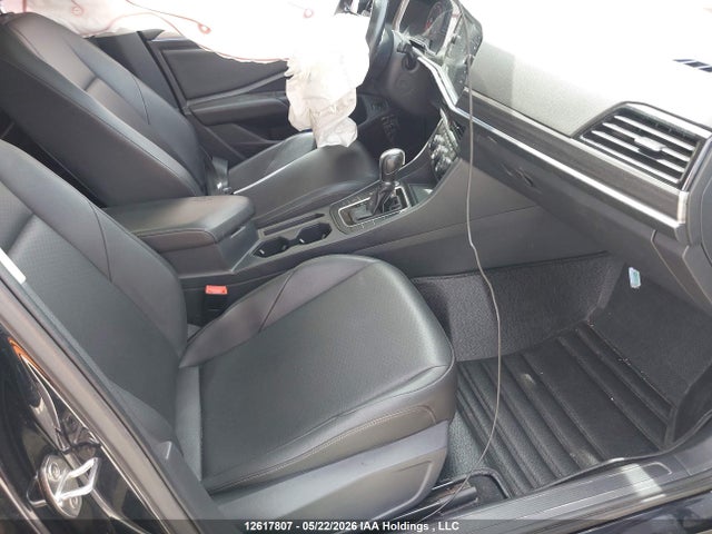 2019 Volkswagen Jetta 1.4 Tsi Highline მანქანა იყიდება აუქციონზე, vin: 3VWE57BU2KM214422, აუქციონის ნომერი: 12617807