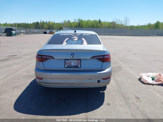 2021 Volkswagen Jetta Highline მანქანა იყიდება აუქციონზე, vin: 3VWE57BU7MM049454, აუქციონის ნომერი: 12617825