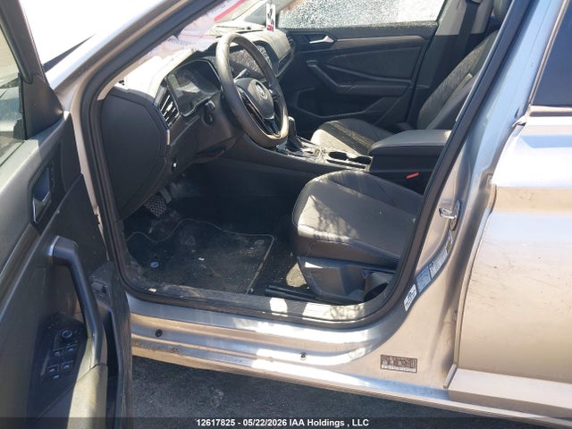 2021 Volkswagen Jetta Highline მანქანა იყიდება აუქციონზე, vin: 3VWE57BU7MM049454, აუქციონის ნომერი: 12617825