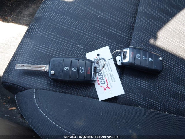 KNDPM3AC3J7320189 KIA Sportage Lx