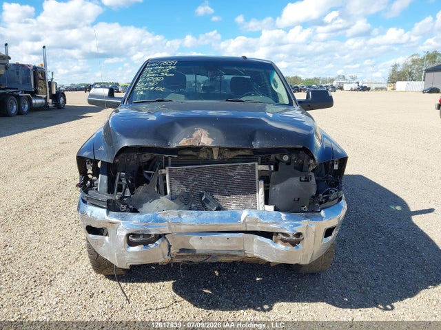 RAM 3500 Slt 2017 3C63R3HL0HG530373 Image 12