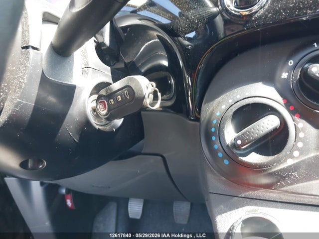 2017 Fiat 500 მანქანა იყიდება აუქციონზე, vin: 3C3CFFARXHT699488, აუქციონის ნომერი: 12617840