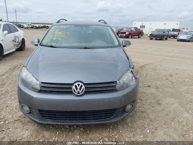 12617861 :رقم المزاد ، 3VWKX7AJ2EM627630 vin ، 2014 Volkswagen Golf 2.5l Comfortline/2.5l Trendline/2.5l Wolfsburg Edition مزاد بيع
