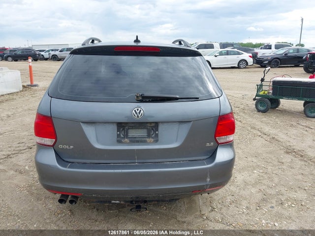 12617861 :رقم المزاد ، 3VWKX7AJ2EM627630 vin ، 2014 Volkswagen Golf 2.5l Comfortline/2.5l Trendline/2.5l Wolfsburg Edition مزاد بيع