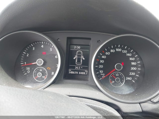 12617861 :رقم المزاد ، 3VWKX7AJ2EM627630 vin ، 2014 Volkswagen Golf 2.5l Comfortline/2.5l Trendline/2.5l Wolfsburg Edition مزاد بيع