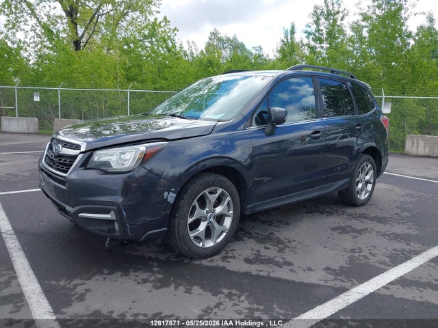 12617871 :رقم المزاد ، JF2SJESC6HH808734 vin ، 2017 Subaru Forester 2.5i Touring مزاد بيع