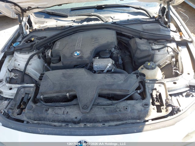 WBA8E5G51HNU23006 BMW 320i Xdrive