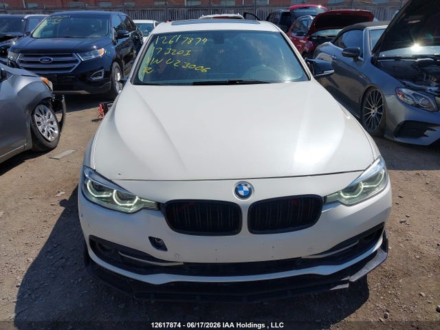 WBA8E5G51HNU23006 BMW 320i Xdrive