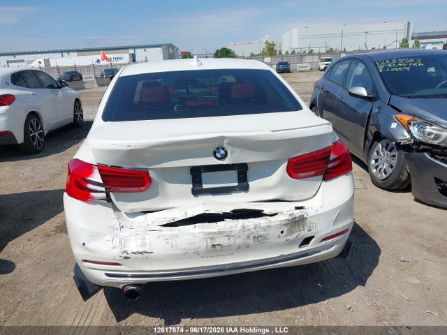 WBA8E5G51HNU23006 BMW 320i Xdrive