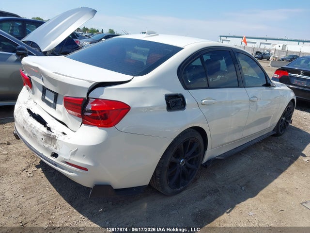 WBA8E5G51HNU23006 BMW 320i Xdrive