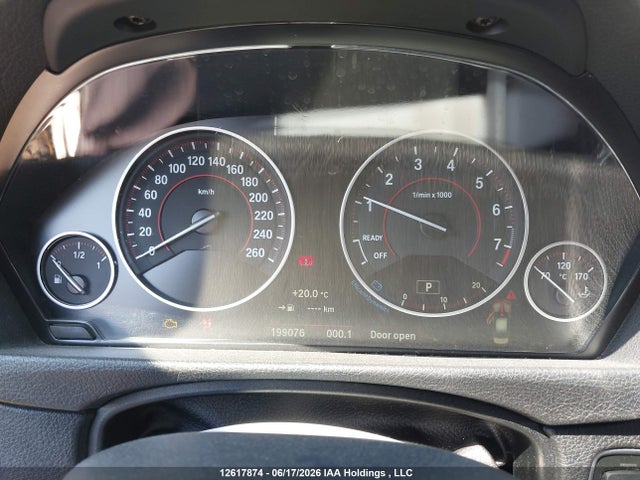 WBA8E5G51HNU23006 BMW 320i Xdrive