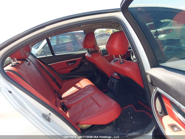 WBA8E5G51HNU23006 BMW 320i Xdrive