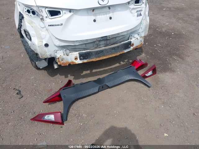 Aukcja sprzedaży 2015 Mazda Mazda3 Gx, vin: 3MZBM1U71FM163060, numer aukcji: 12617885