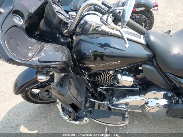Harley-Davidson FLTRK 2021 5HD1KZF35MB657558 Image 19