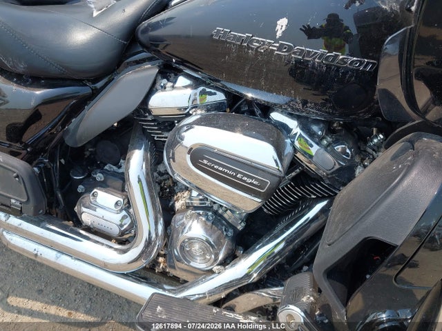 Harley-Davidson FLTRK 2021 5HD1KZF35MB657558 Image 8