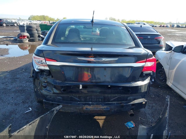 Продажа на аукционе авто 2013 Chrysler 200 Lx, vin: 1C3CCBAB6DN692343, номер лота: 12617897