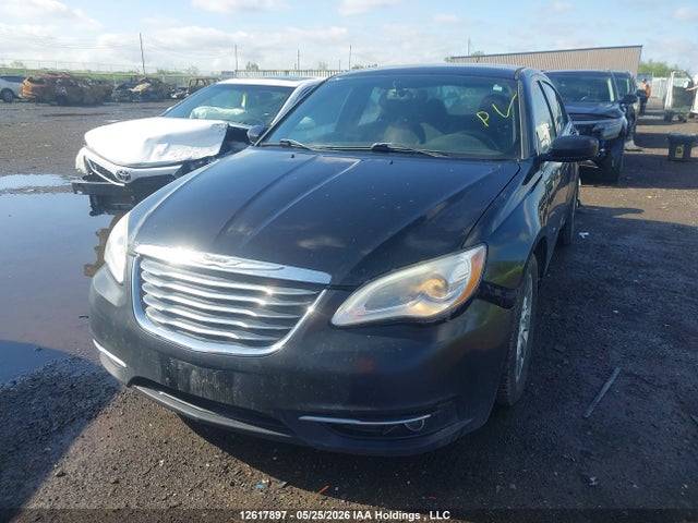 Продажа на аукционе авто 2013 Chrysler 200 Lx, vin: 1C3CCBAB6DN692343, номер лота: 12617897