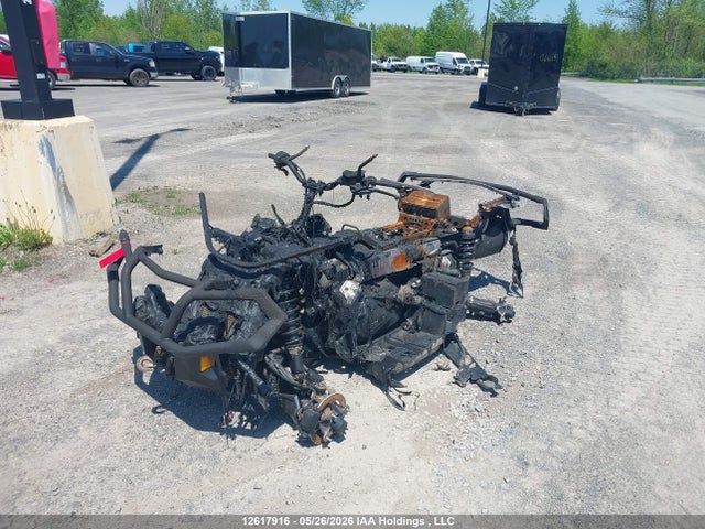 3JBLPAJ48MJ001713 Can-Am Outlander Max 650 Xt