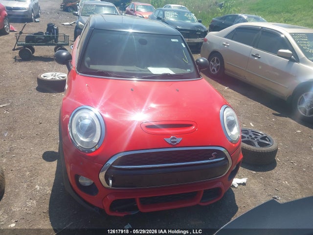 Mini 5 Door Cooper S 2015 WMWXU3C51F2B62549 Image 12