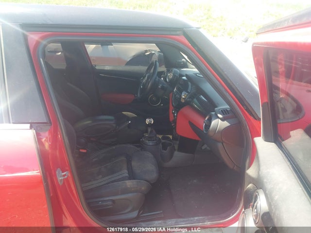 Mini 5 Door Cooper S 2015 WMWXU3C51F2B62549 Image 5